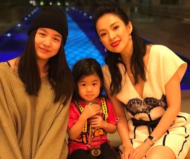 章子怡怀二胎了?网友:好惨章子怡今生就被汪峰