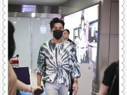 被誉为最美高级脸的钟楚曦，直播卸妆洗脸!