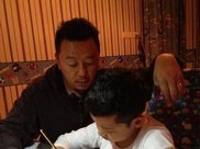 宋佳真是个腰精,只是在腰上围了片“海带”,这蚂蚁腰细到逆天!