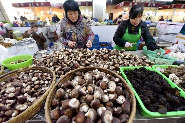 浙江仙居：春节市场货源充足品种丰富