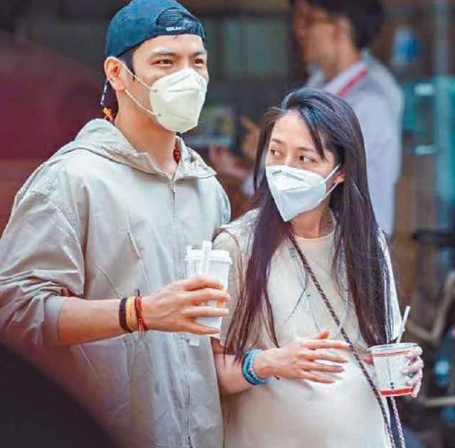 有种长胎不长肉叫郭碧婷，和向佐首次同框，四肢纤细惹人羡慕