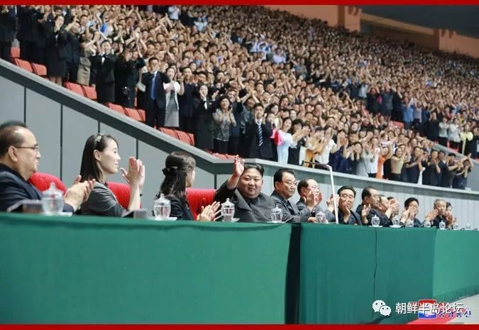 【朝鲜国情】金正恩观看大型文艺演出,事后严