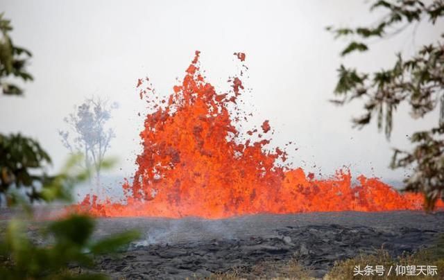 警告！夏威夷火山喷发现在造成了“火幕”，他们到底是什么？