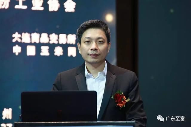 国内首创散粉智能配送新闻发布会