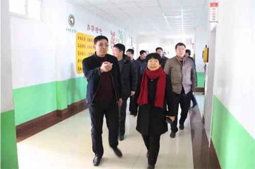 聊城市政协领导莅临水城慧德学校视察工作