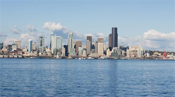 西雅图废除人头税 议员为保住11月选票向大企