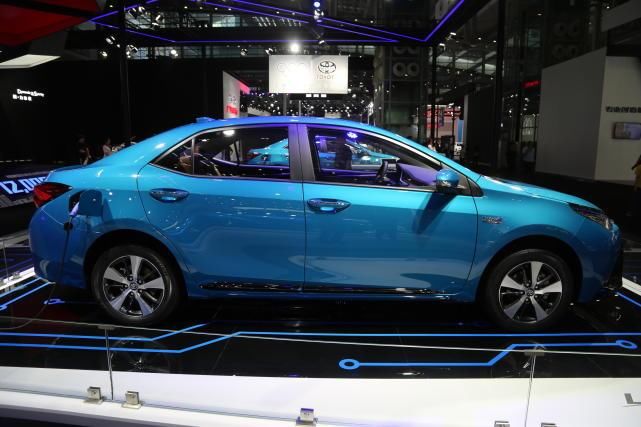 丰田中国雷凌双擎E+版华南首秀,2018深港澳车