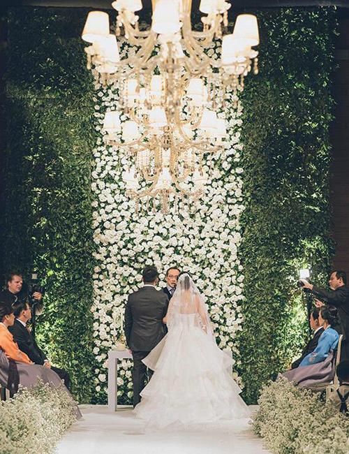 婚礼花墙布置图片 许你一个浪漫的梦幻婚礼