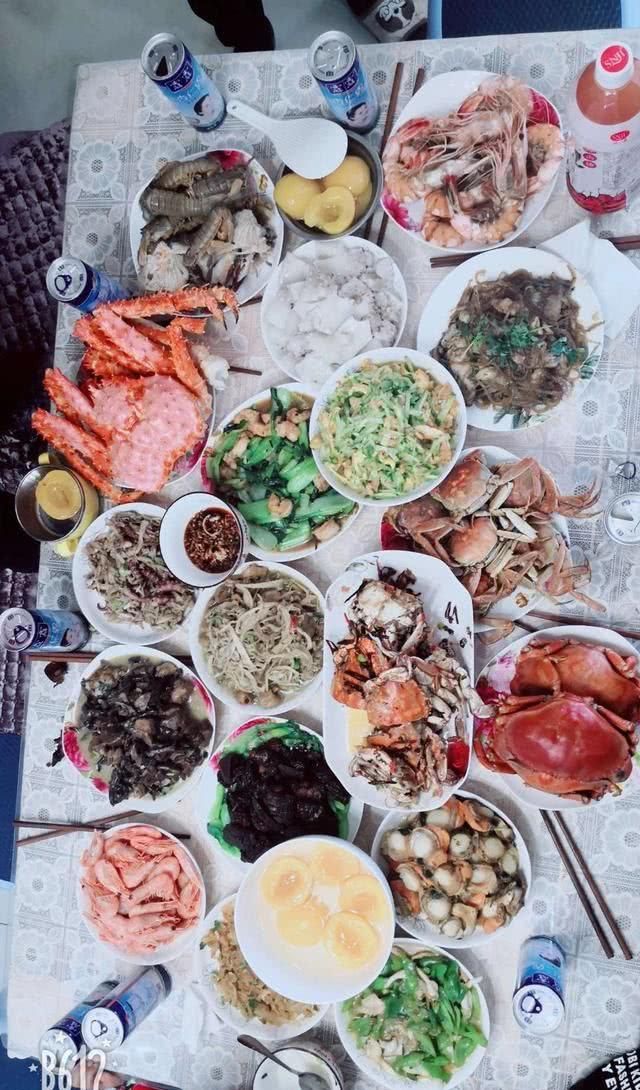 2018年夜饭，你更喜欢哪一家