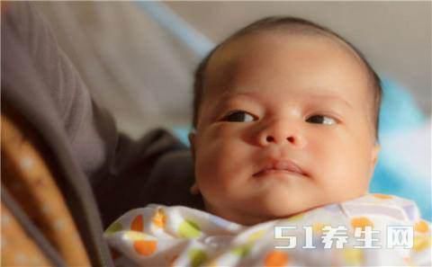 宝宝出现腹泻怎么办 控制好饮食中医治疗幼儿腹泻