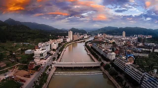 浙江和福建合力规划一条铁路，三种方案出炉，这城市成为赢家