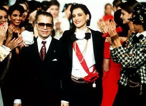 时尚魔头老佛爷离我们而去,享年85岁,是香奈