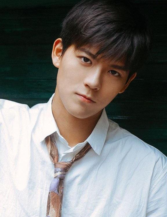 2018年冬季流行型男风发型,变型男从一款发