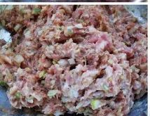 酸白菜猪肉馅包子