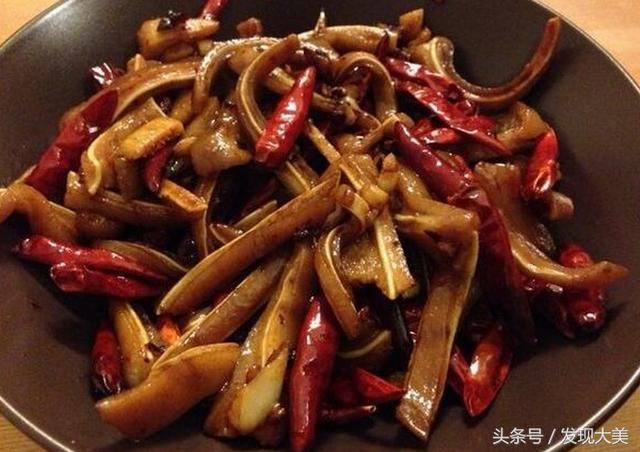 这些菜都属于快手菜，好吃又营养，很时候在春节里一展身手