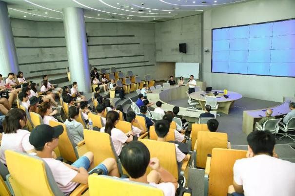 京穗港台大学生交流暨游走广东青年实习计划成