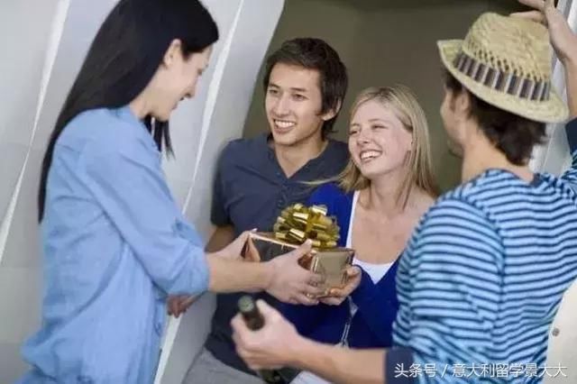 去意大利留学的朋友,餐桌礼仪了解一下