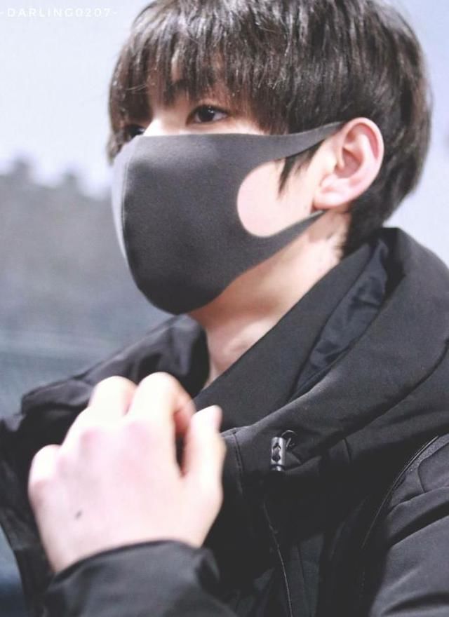 二级游泳运动员陈玺达未能出道,估计已经伤了