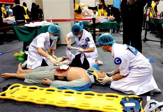 1.医学类的分数如何?确实不是盖的