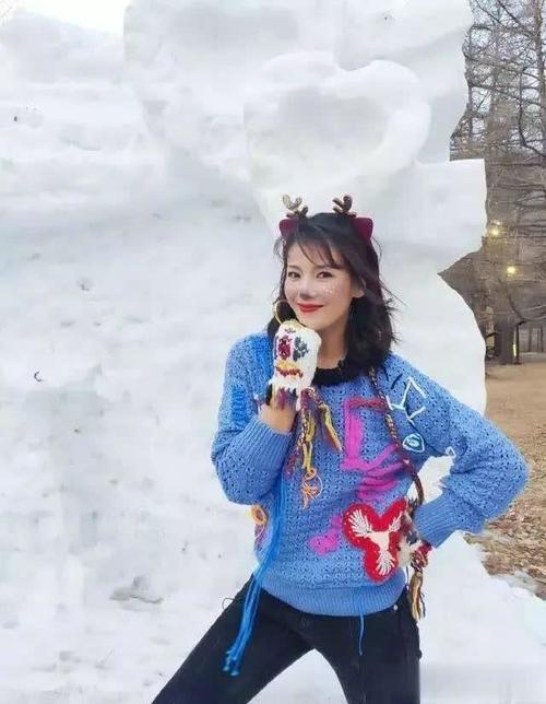 反差萌女朋友 t0102f7145534e8a310.jpg