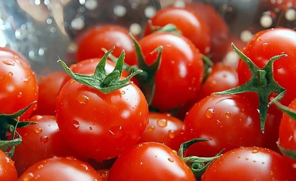 学做花样番茄餐,补充日常维生素A,预防老年痴