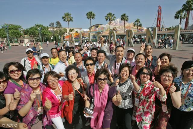 中国赴韩游客重回每月几十万,为何韩国内需经济还是没起色?