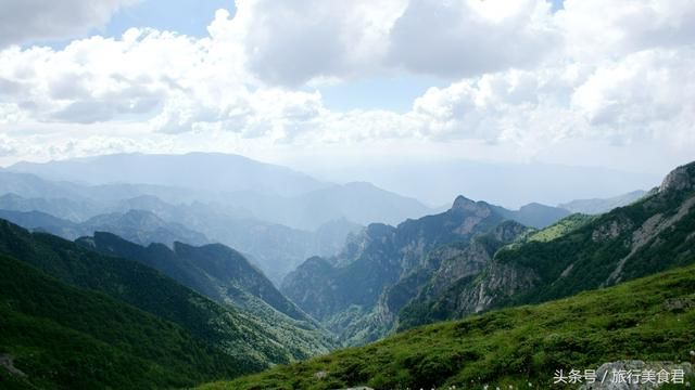 登顶秦岭海拔最高峰，让你亲身体验“一日历四季，十里不同天”!