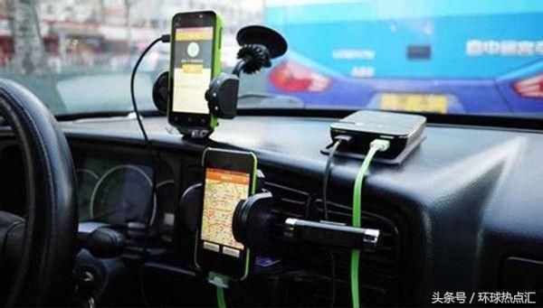 滴滴司机动手抢乘客手机,强行要求给予五星好评