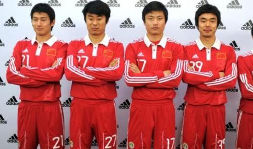 中国男足国家队5日向亚足联正式提交了最终2