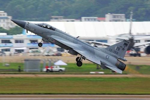 法国阵风现身越南 关键性能不如枭龙