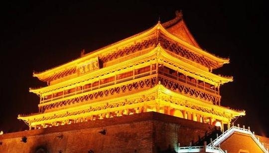 中国十大最美城市夜景 三大网红城市齐聚