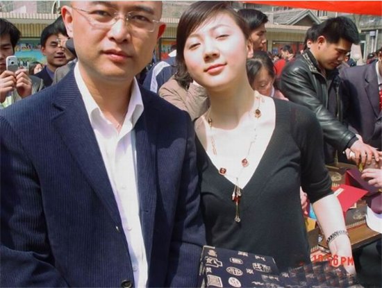 看完涂磊妻子的正面照,再看孟非妻子的正面照