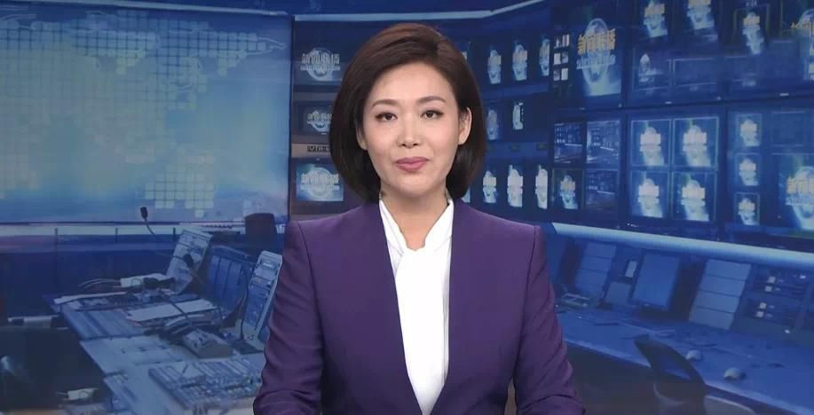 《新闻联播》9月第四位新人，郑丽是首位非播音专业毕业的主播