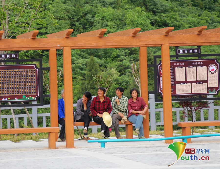 【十年】探访四川朝天村民住的高山别墅 感受