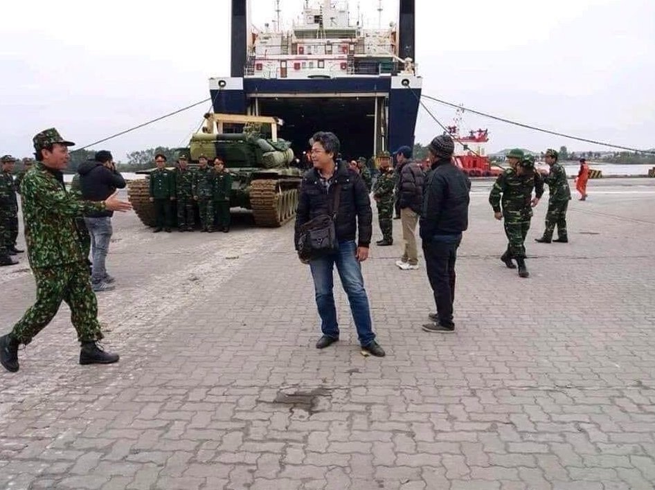 越南陆军接收首批T-90S主战坦克:冷战后首次换