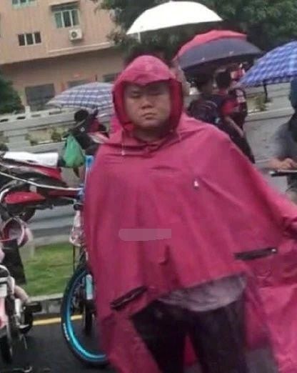 真假岳云鹏罕见同框!二人长相如粘贴复制似亲兄弟让人看呆 玛雅吧彩票登录