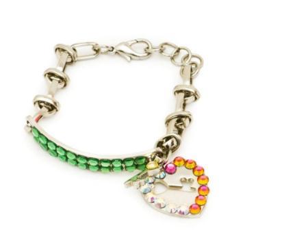 工程师辞职开网店,她设计首饰年赚500万