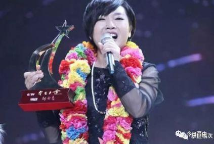 榆次:90后姑娘嗨翻《中国好声音》!三位导师转