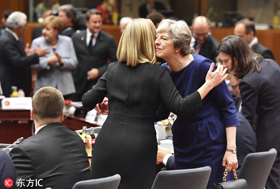 欧盟峰会在布鲁塞尔举行 默克尔与葡萄牙总理