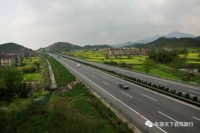 浙赣皖最美公路，一路尽是山青水碧、古村名镇，顺山蜿蜒美不胜收