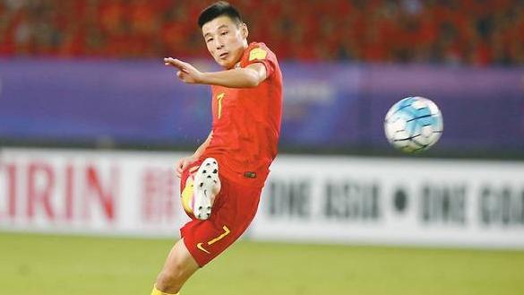 武磊合同敲定 极可能成为勇敢迈出第一步的领