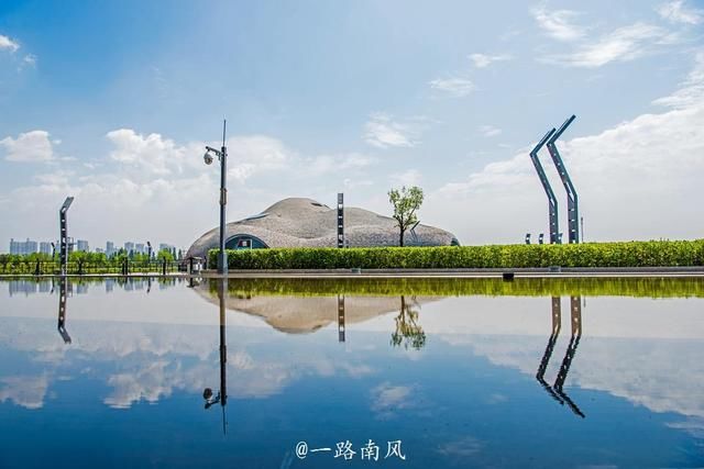 山西大同这座建筑里隐藏了2.5亿年的秘密，游客可以免费参观！