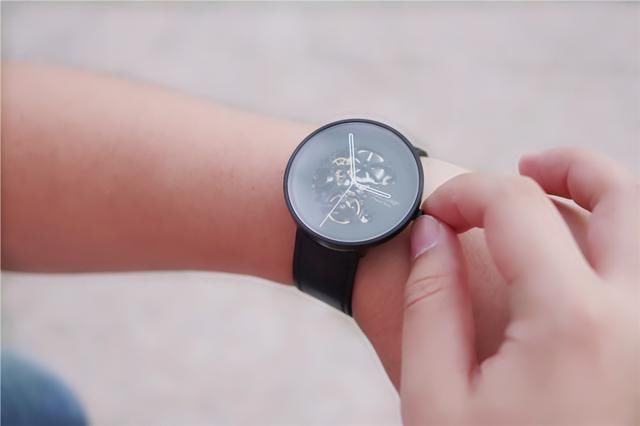 999元的玺佳机械手表，上架有品，给你男人的气质