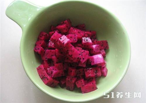 多食火龙果美容养颜 可它的坏处也不少