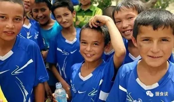 合作社人关注新疆足球,期待中国足球的未来