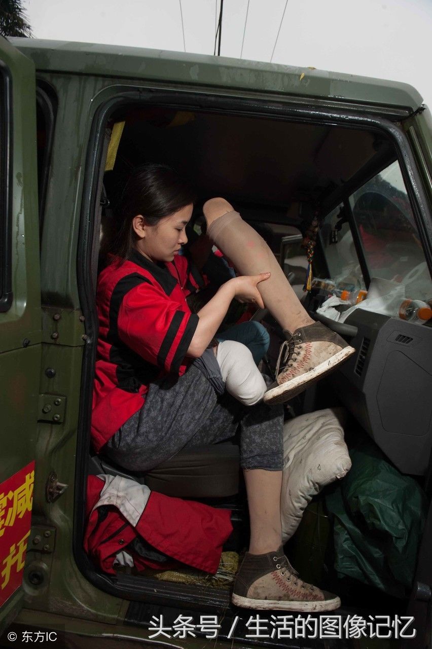 她说生命美的让人流泪,地震中失去双腿,用舞