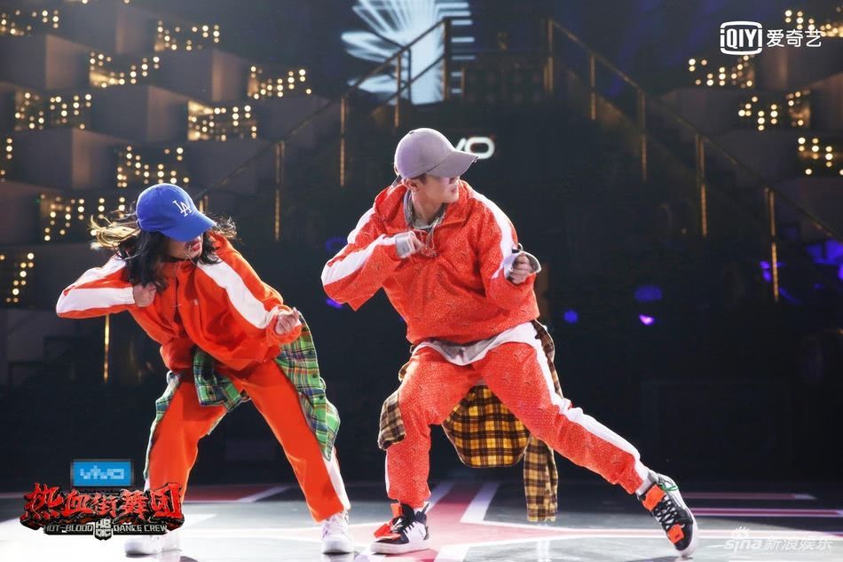 《热血街舞团》陈伟霆宋茜王嘉尔鹿晗疯狂抢人