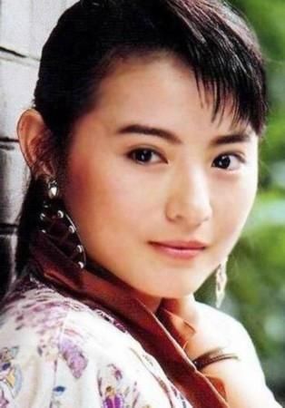 她是已经被遗忘的女演员,离婚13年至今无人娶