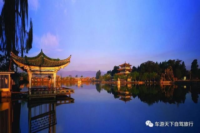 浙赣皖最美公路，一路尽是山青水碧、古村名镇，顺山蜿蜒美不胜收