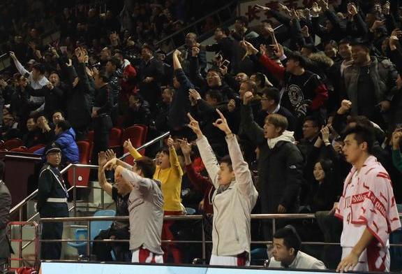 吉林体育辉煌时刻 提前锁定季后赛 原来东北虎